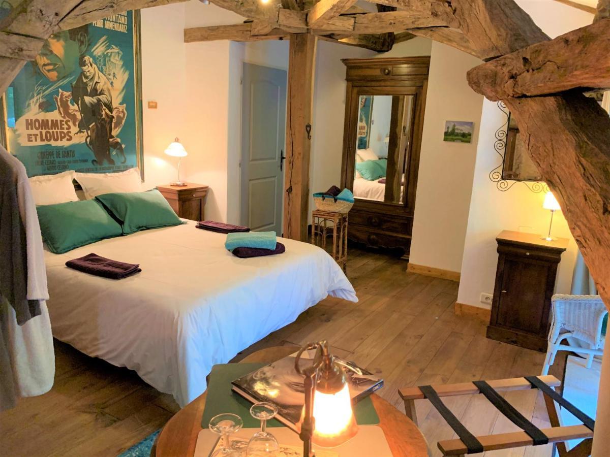 Ferme De Tayac - Charme Avec Pool Hotel Les Eyzies Buitenkant foto