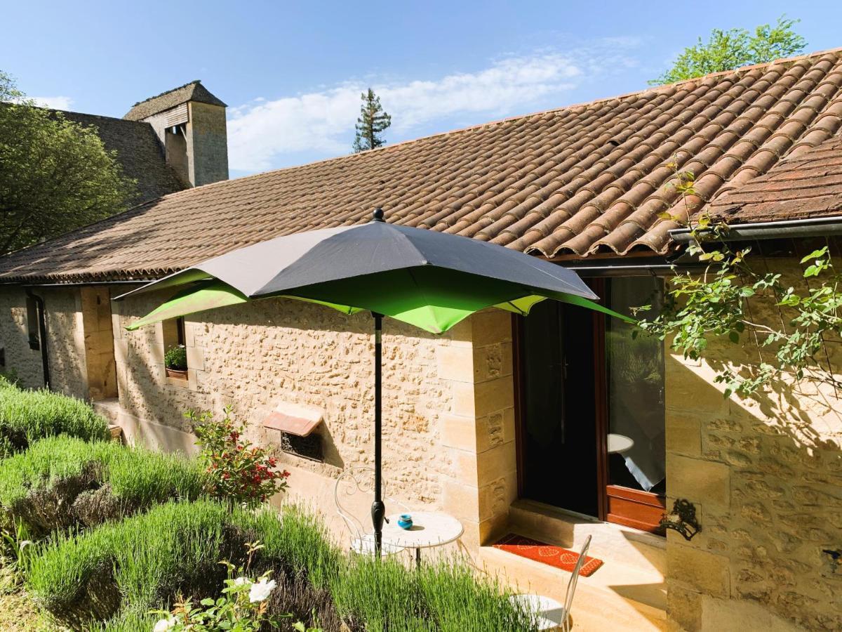 Ferme De Tayac - Charme Avec Pool Hotel Les Eyzies Buitenkant foto